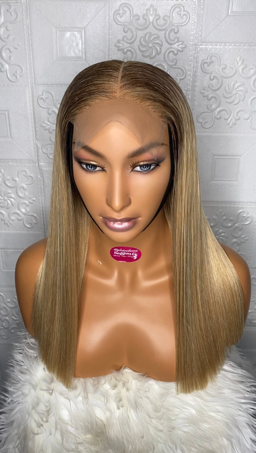 Blonde straight wig