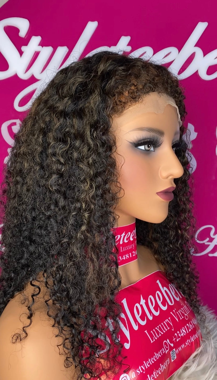 Loose curly with piano highlights