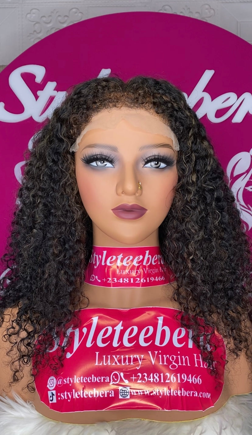 Loose curly with piano highlights