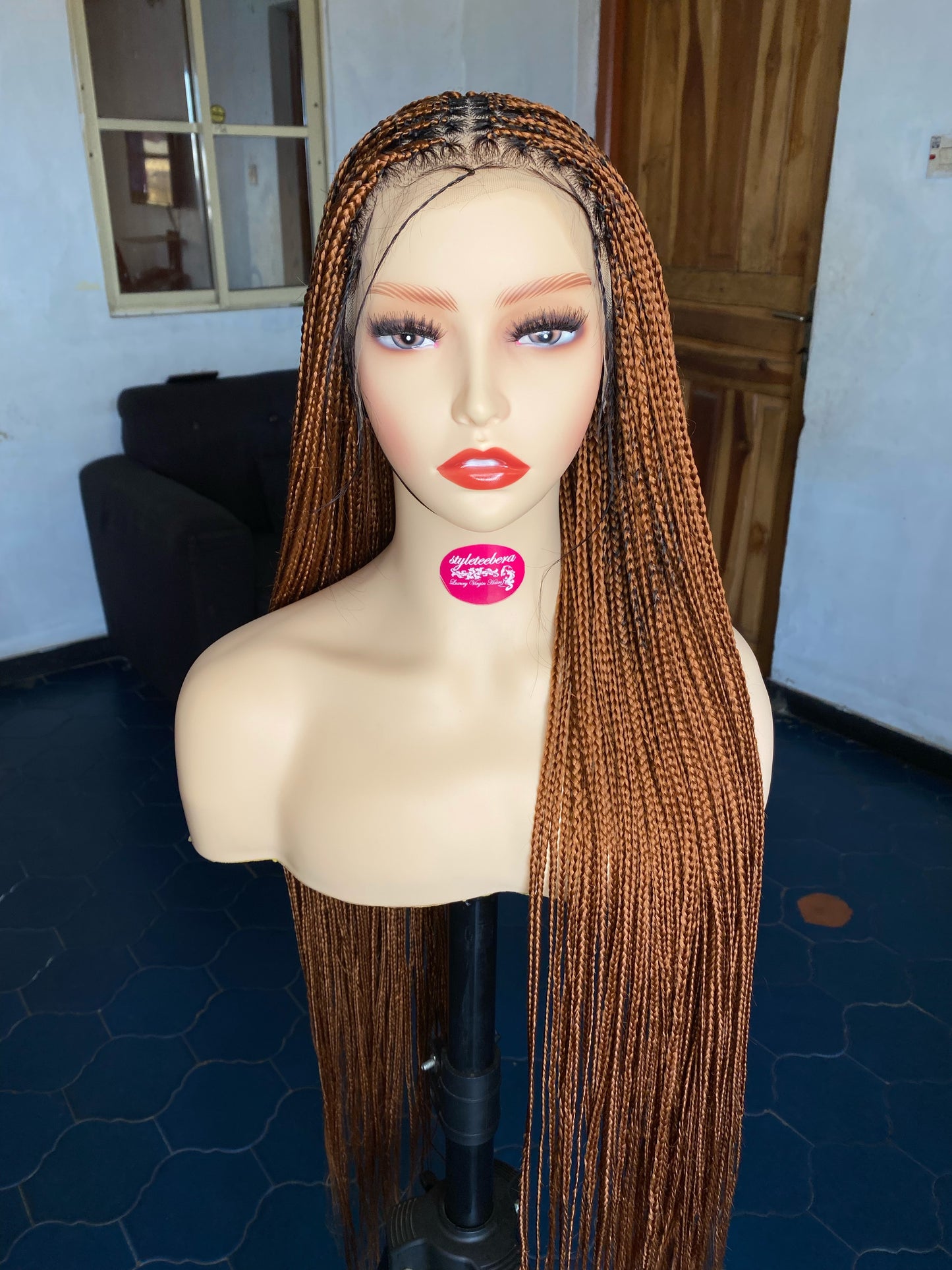 Lux knotless slim wig(kanekalon)